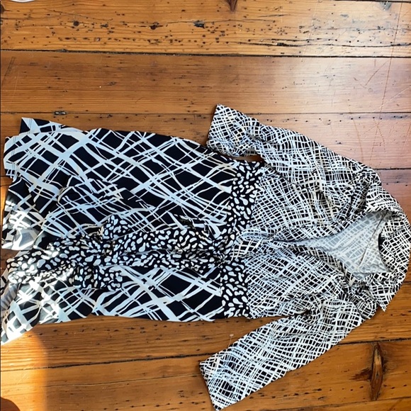 Wrap Ann Taylor dress - Picture 2 of 3